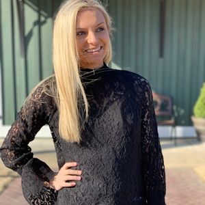 🔥BAR III🔥Black Bell Sleeve Lace Top With Camisole Small NWT